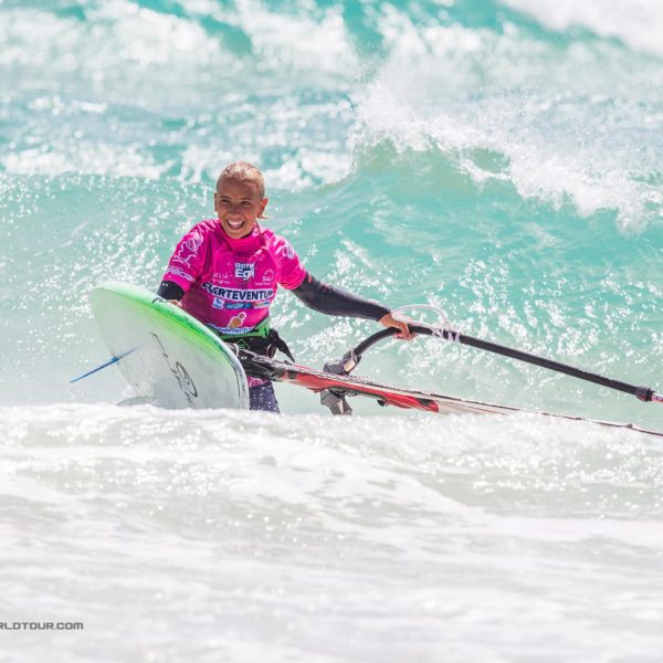Lina-Erzen-windsurf-Team-rider-Flikka-boards