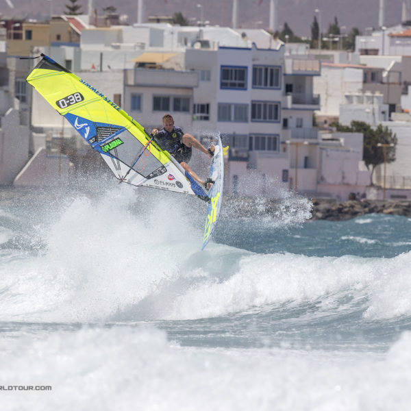 Kenneth-Danielsen-windsurf-Team-rider-Flikka-boards