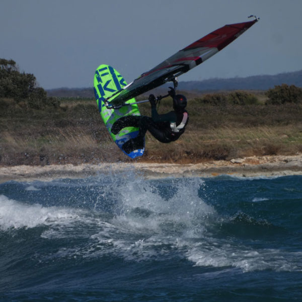 Val-Erzen-windsurf-Team-rider-Flikka-boards